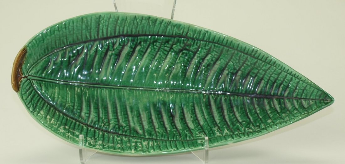 George Jones majolica fern tray, 12 1/2" hairline: George Jones majolica fern tray, 12 1/2" hairline