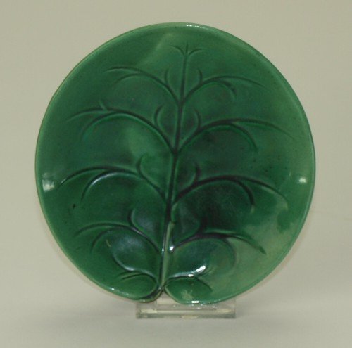 George Jones majolica pond lily sauce dish, 5 1/2": George Jones majolica pond lily sauce dish, 5 1/2"