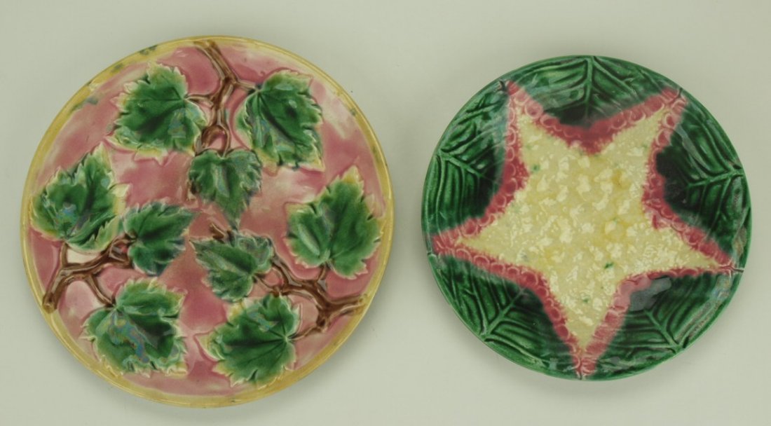 Etruscan majolica 8" cauliflower plate and 9" pink (1 of 1)
