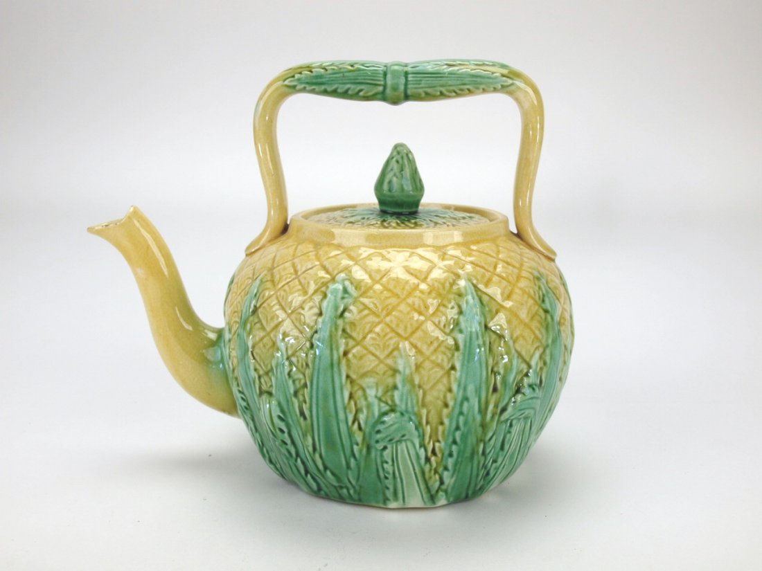 Majolica pineapple tea kettle, 7", minor spout nicks (1 of 1)