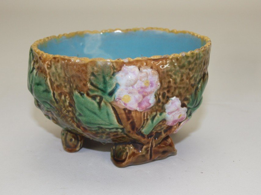 George Jones majolica rustic sugar (1 of 1)