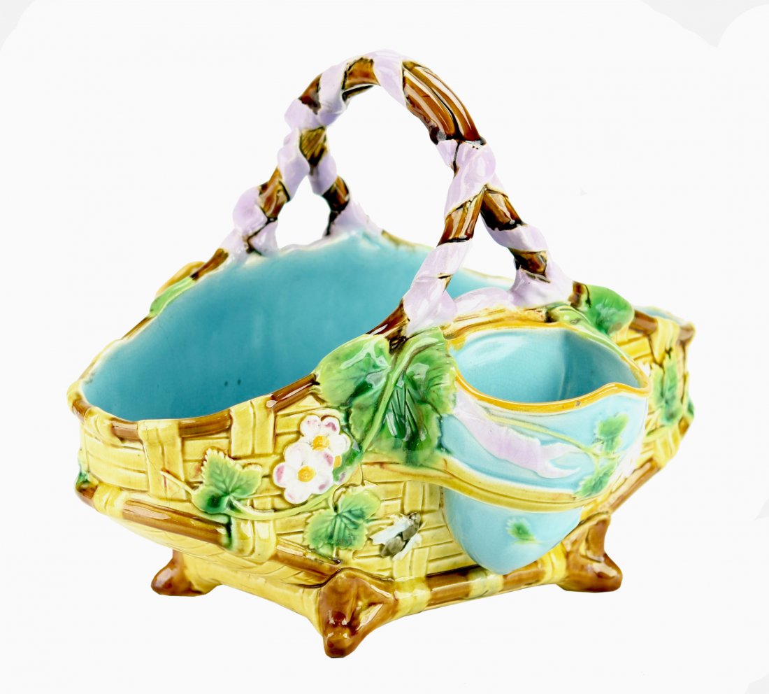 A Charming George Jones Majolica Strawberry Server (1 of 1)