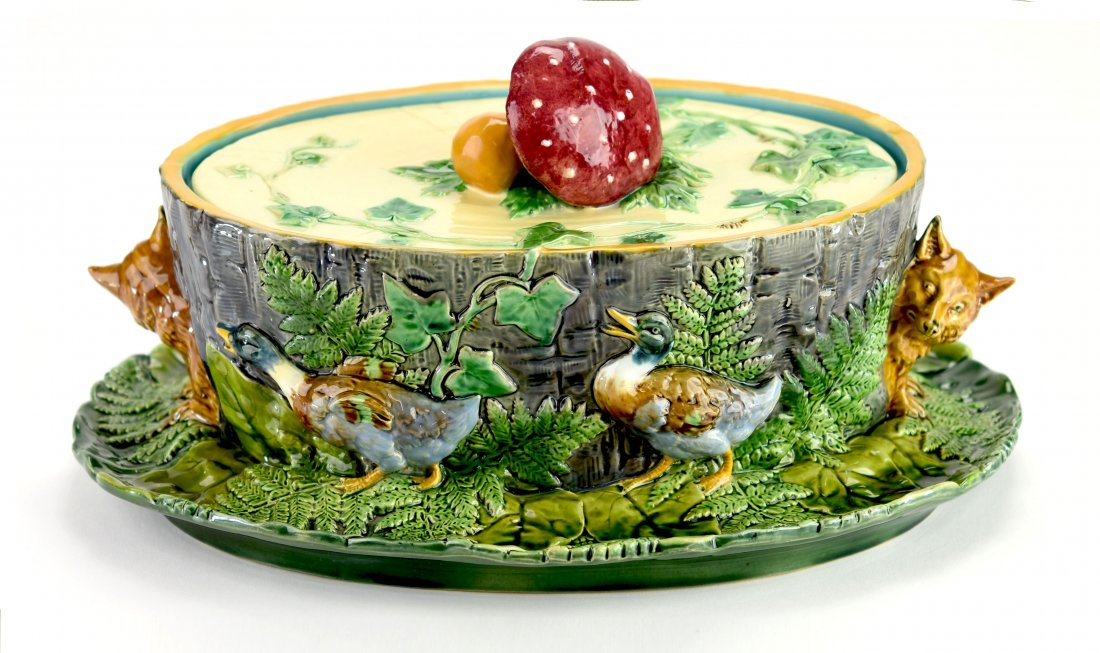 Desirable and Iconic Minton Majolica ‘Mushroom’ tureen (1 of 2)