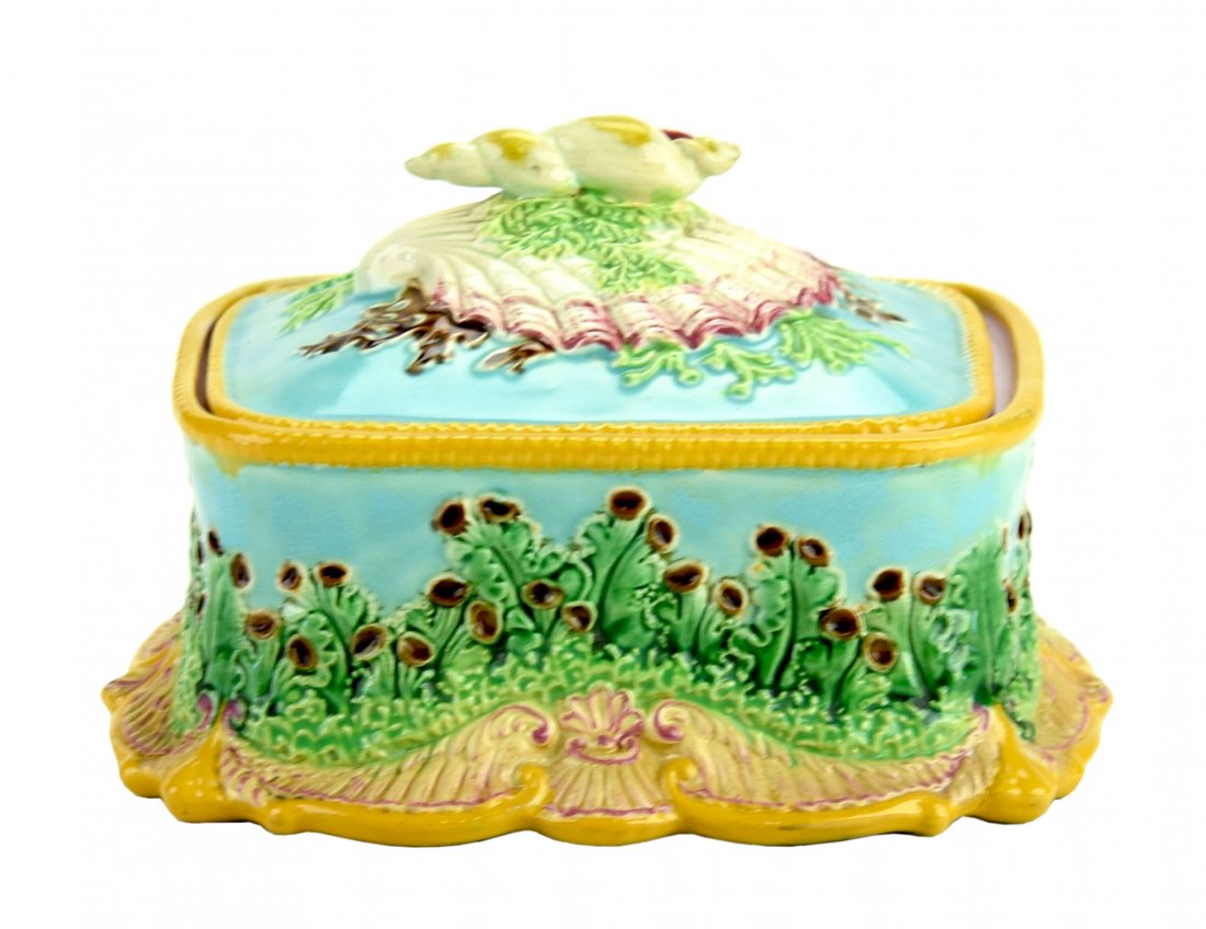 A George Jones Majolica Shell Sardine Box and Cover (1 of 1)