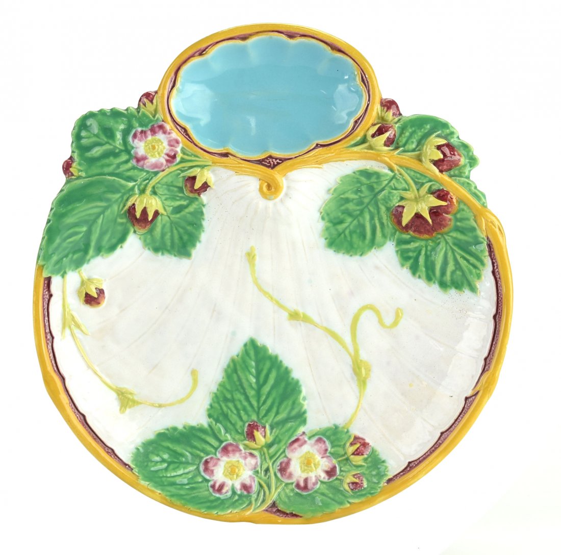 A Minton Majolica Strawberry Dish c.1875, Modeled as a (1 of 1)
