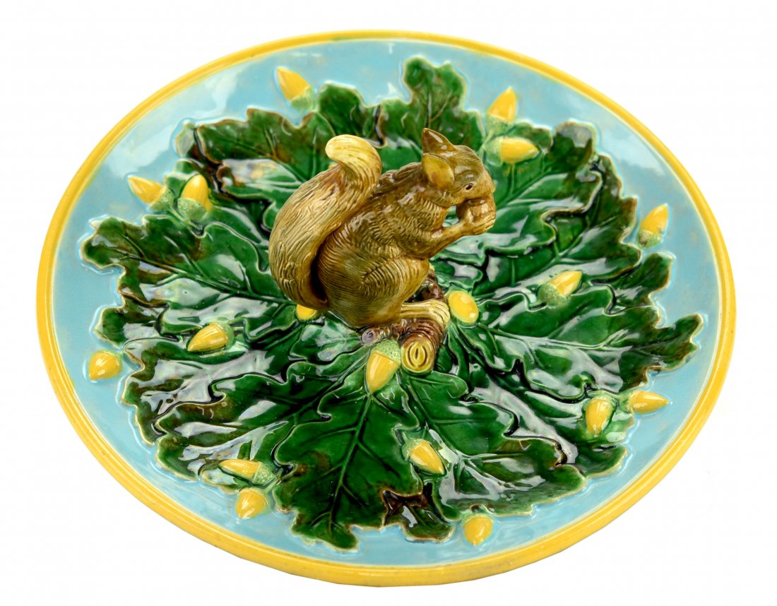 A Large George Jones Majolica Circular Squirrel Nut (1 of 1)