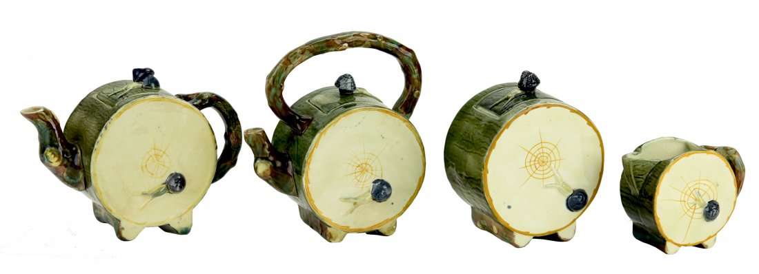 A Very Rare Four Piece Log and Snail c.1875 Possible: A Very Rare Four Piece Log and Snail c.1875 Possible Fielding. Each piece designed as a section of gray split log and a snail with purple shell climbing on the side, a snail forming the finial for th