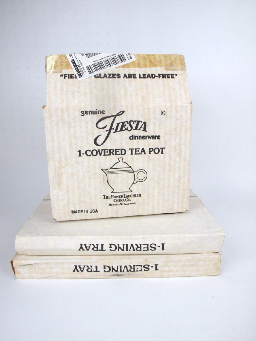 Fiesta Post 86 Persimmon teapot & 2-serving trays, NIB (1 of 1)