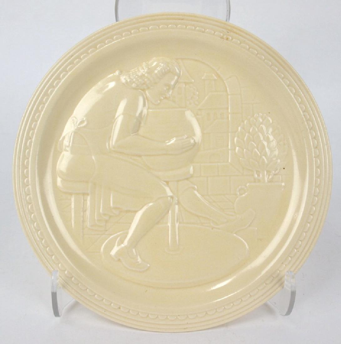 Fiesta 1939 World's Fair potter at wheel, ivory (1 of 1)