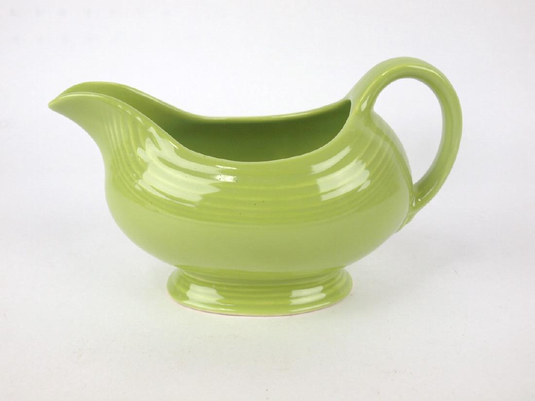 Fiesta sauceboat, chartreuse (1 of 1)