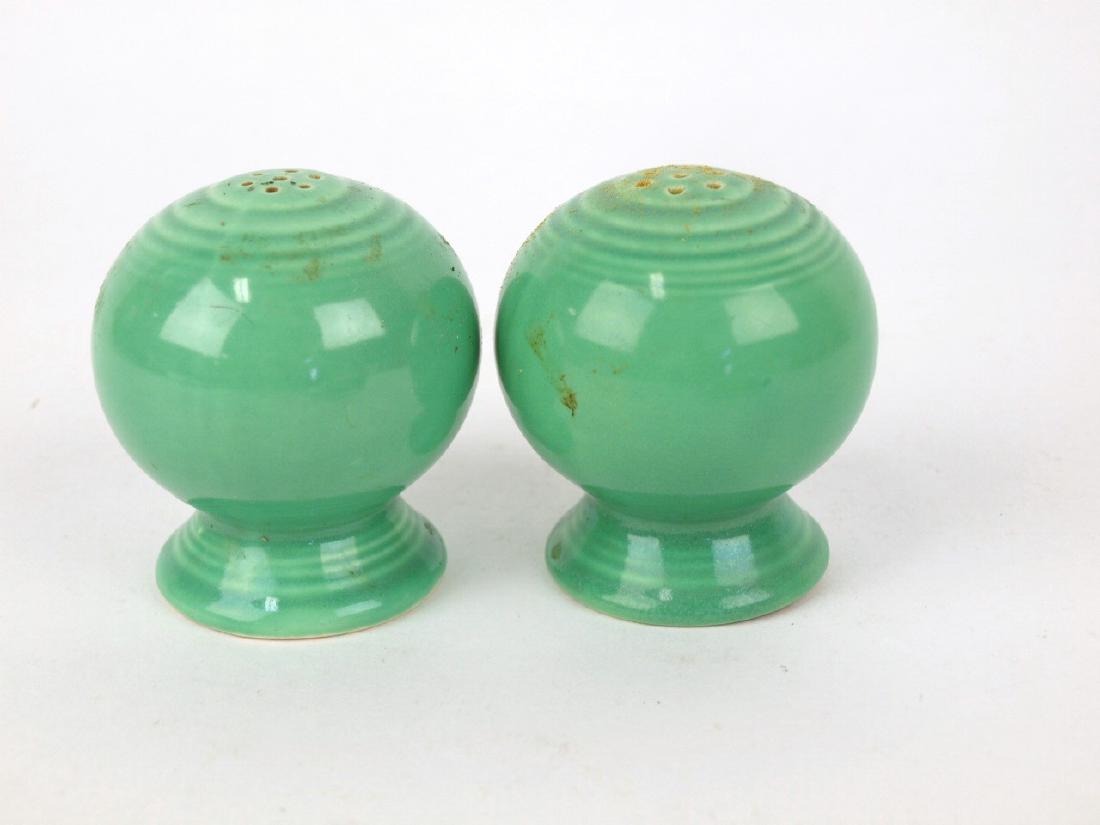 Fiesta salt & pepper pair, green (1 of 1)