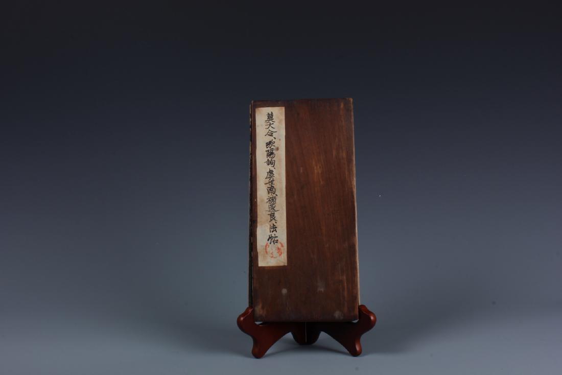 Two Album of Chinese Rubbings: L1:25.5CM W1:11.6CM;46PAGES;L2:25.5CM W2:11.6CM;40PAGES Two Album of Chinese Rubbings