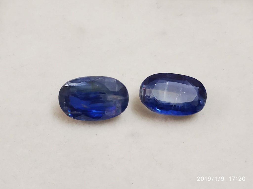 14.38 ct Natural Oval Blue Kyanite Gemstone: Natural Oval Blue Kyanite Gemstone~~MM Size 10 x 7 x 3~~50 % Combine Shipping Discount