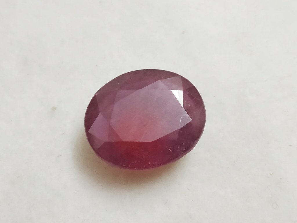 15.63 ct Oval Big Size Ruby (1 of 2)