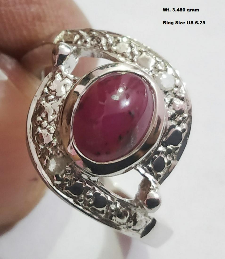 925 Sterling Silver Ring with Ruby & Diamond: Wt : 3.480 gram Ring Size : US 6.25