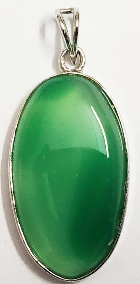 925 Sterling Silver Pendant With Onyx: Wt. 11.300 gram MM Size : 50 x 22