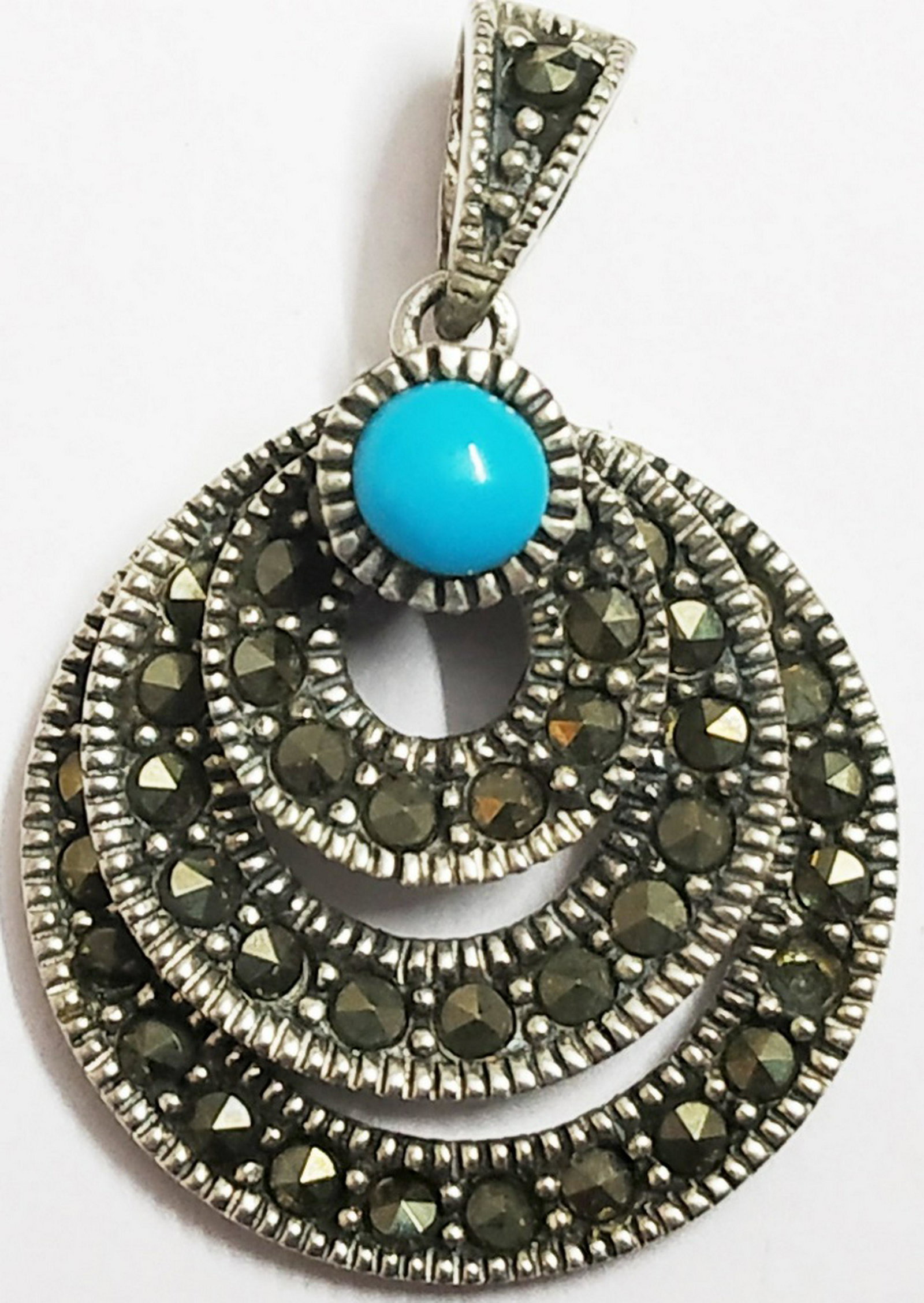 925 Silver Pendant with Marcasite: Wt. 4.500 gram MM Size : 28 x 19