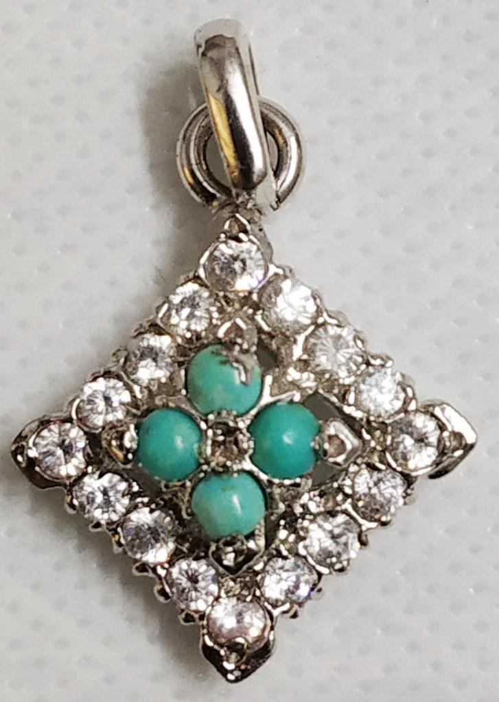 925 Sterling Silver Pendant with Turquoise & CZ: Wt. 2.200 gram MM Size : 22 x 17