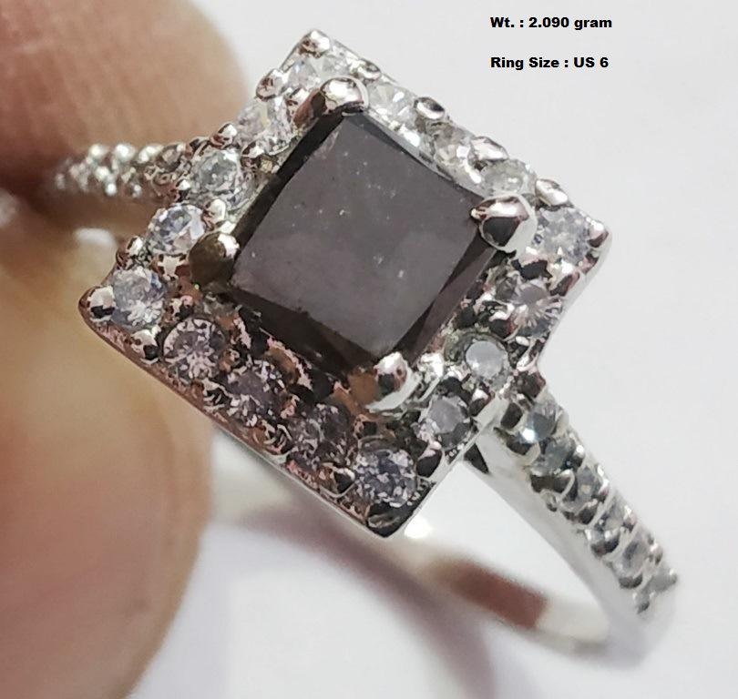 925 Sterling Silver Ring with Natural BlacK Diamond: Wt : 2.090 gram Ring Size : US 6 Diamond Wt. 0.70 ct