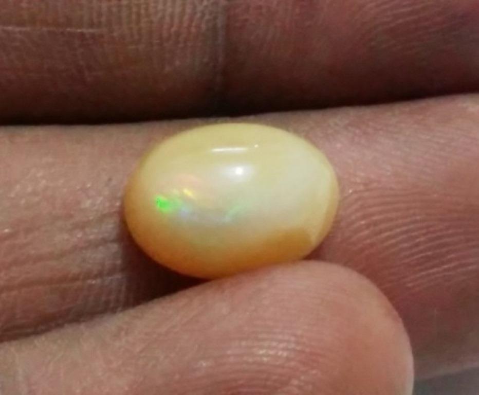 3.63 ct Natural Oval Opal: Natural Oval Opal~~12 x 9 x 6~~50 % Combine Shipping Discount