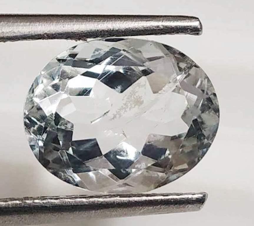 3.36 ct Natural Oval Cut Aquamarine Gemstone (1 of 1)