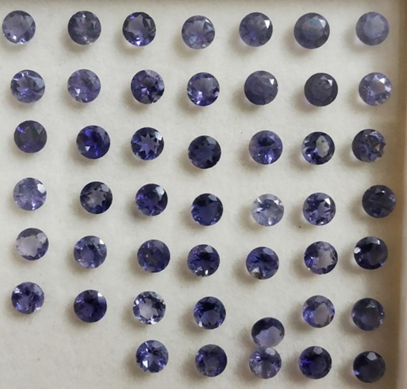 11.21 ct Round Cut Natural Iolite Lot: MM SIZE = 4 x 4 x 2