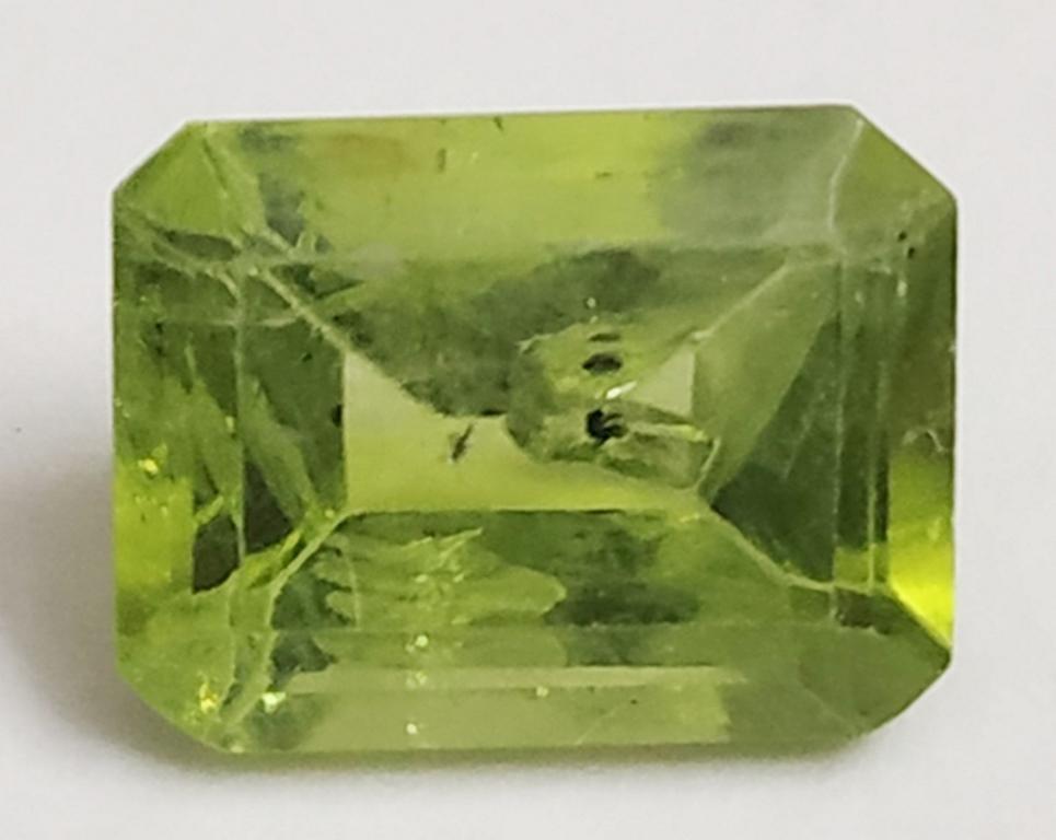 1.64 ct Emerald Cut Natural Green Peridot: MM SIZE = 8 X 6 X 4