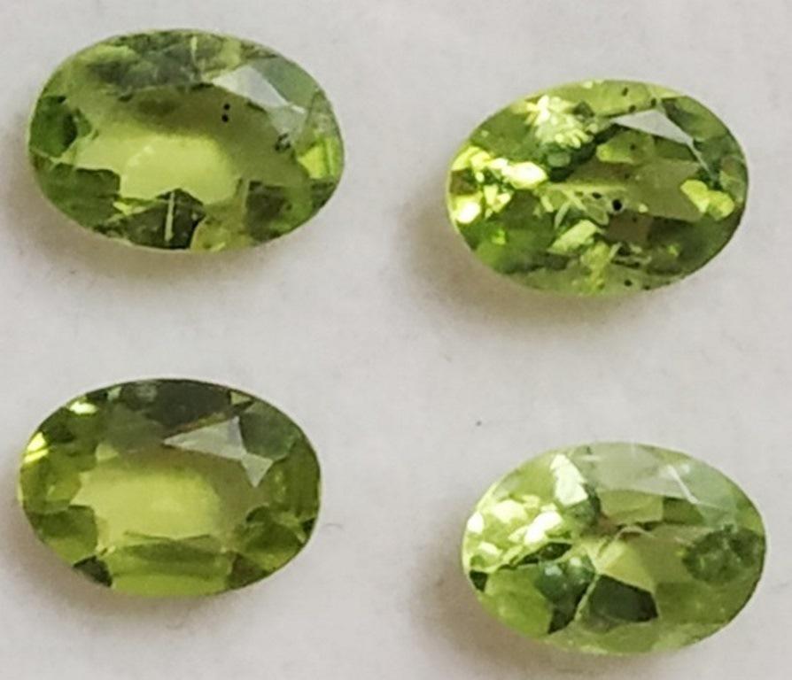 3.45 ct Oval Cut Natural Green Peridot Wholesale Lot: MM SIZE = 7 X 5 X 3