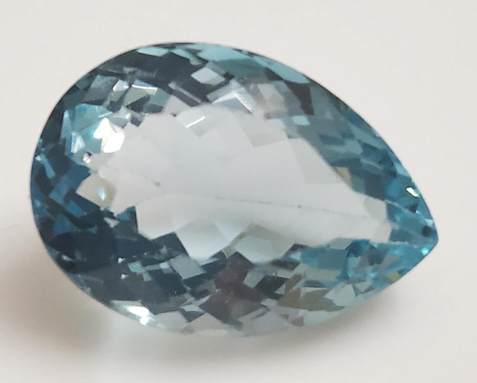 7.88 ct Pear Cut Natural Blue Topaz Gemstone (1 of 1)