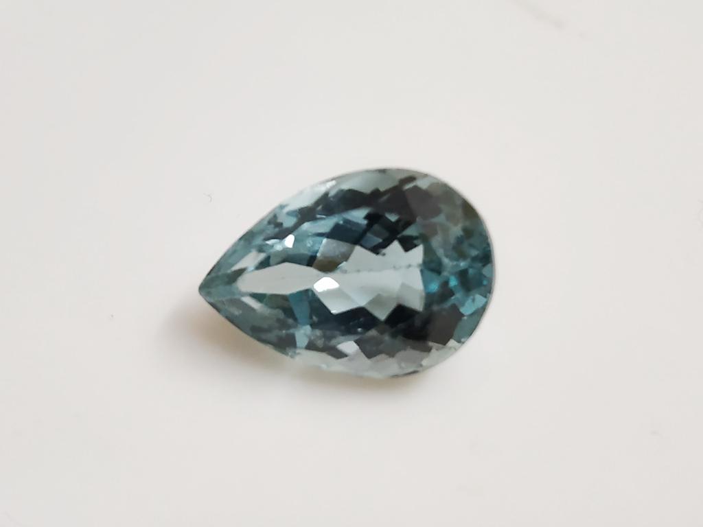 5.95 ct Pear Cut Natural Blue Topaz Gemstone: MM SIZE =12.87 X 8.70 X 7.03