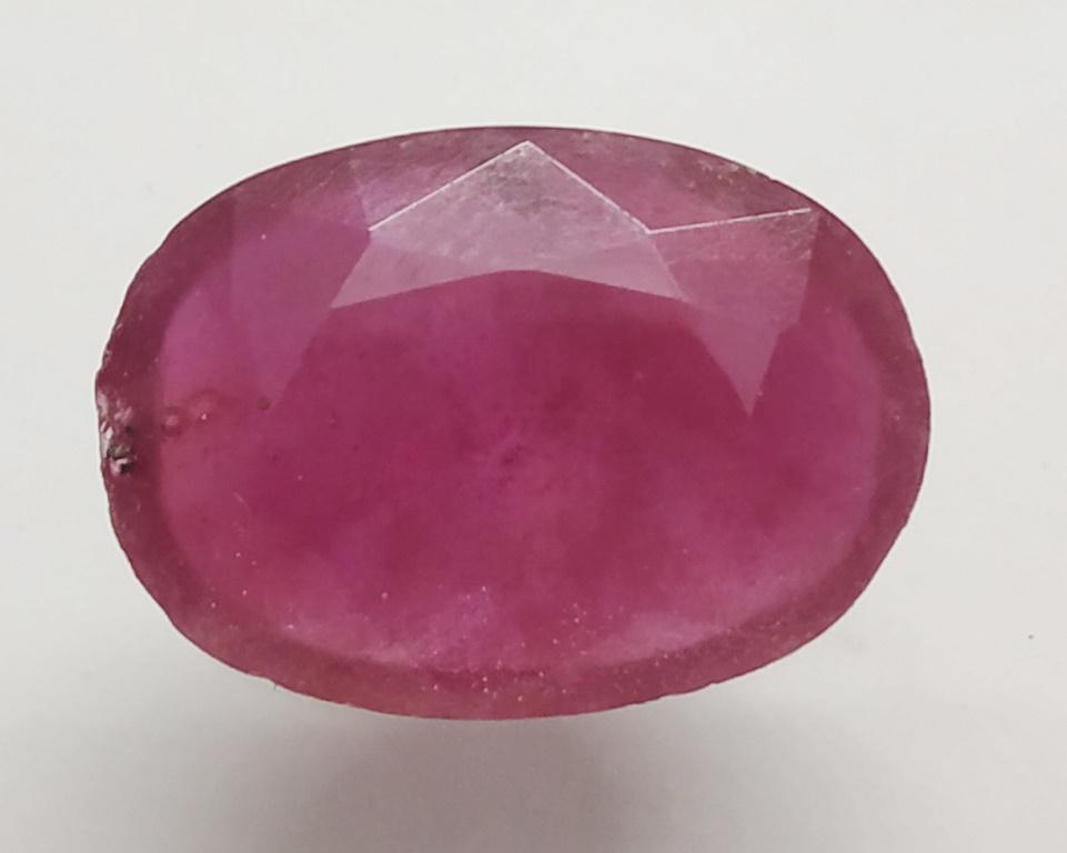 9.98 ct Oval Facted Ruby: MM SIZE = 18 X 13 X 3
