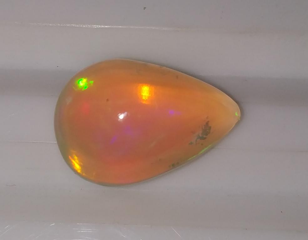 2.51 Ct Natural Pear Opal Gemstone: MM SIZE = 12.17 x 8.38 x 5.72