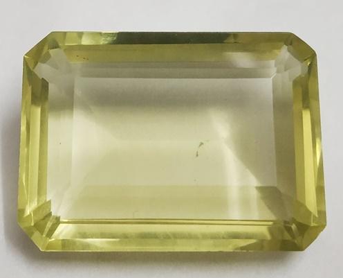 22 Ct Emerald Cut Natural Lemon Topaz Gemstone: MM SIZE = 21 x 16 x 8