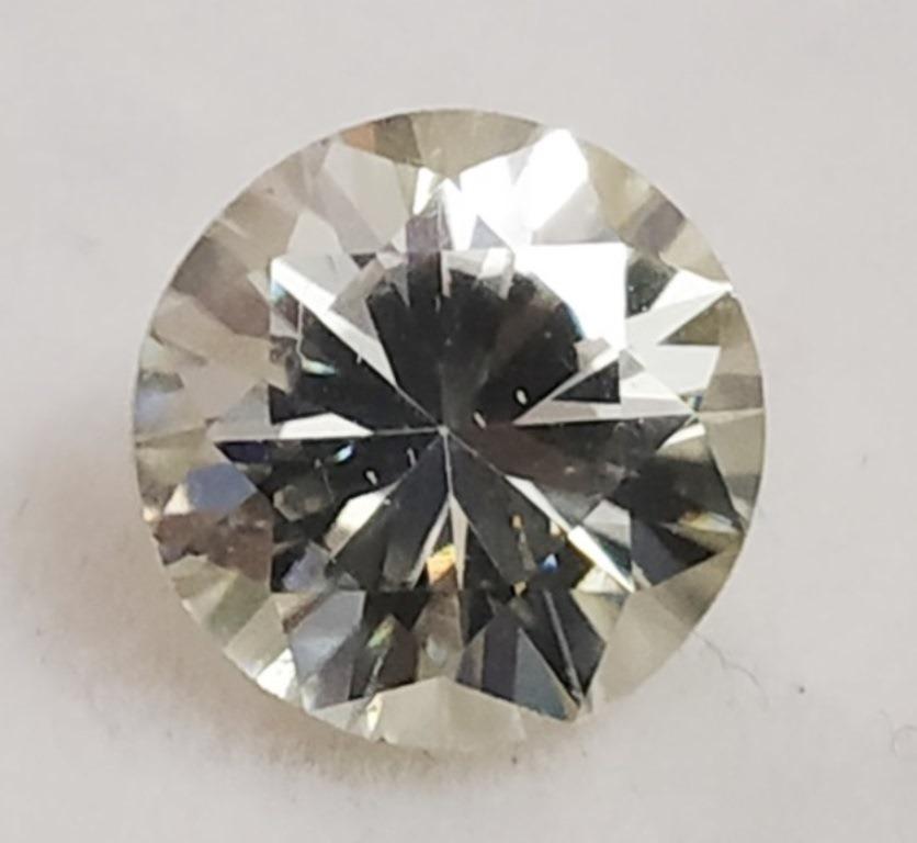 1.42 Ct Man Made Round VS Clarity Moissanite: Man Made Round VS Moissanite~~MM Size 7 X 7 X 4~~~