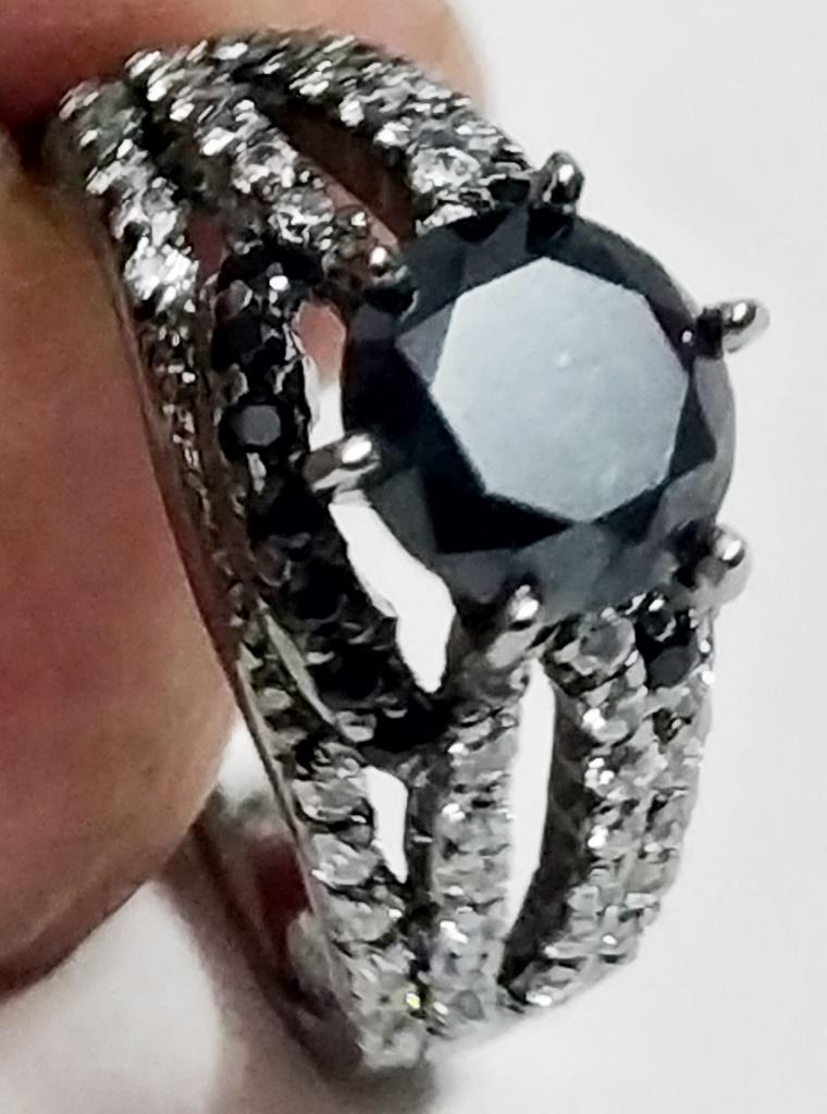925 Sterling Silver Ring with Black Diamond Moissanite: Ring Size = US 6.5