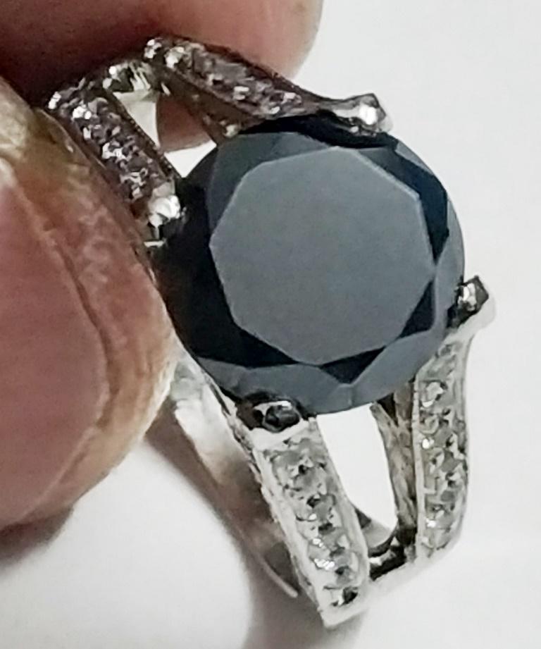 925 Sterling Silver Ring with Black Diamond Moissanite: Ring Size = US 7