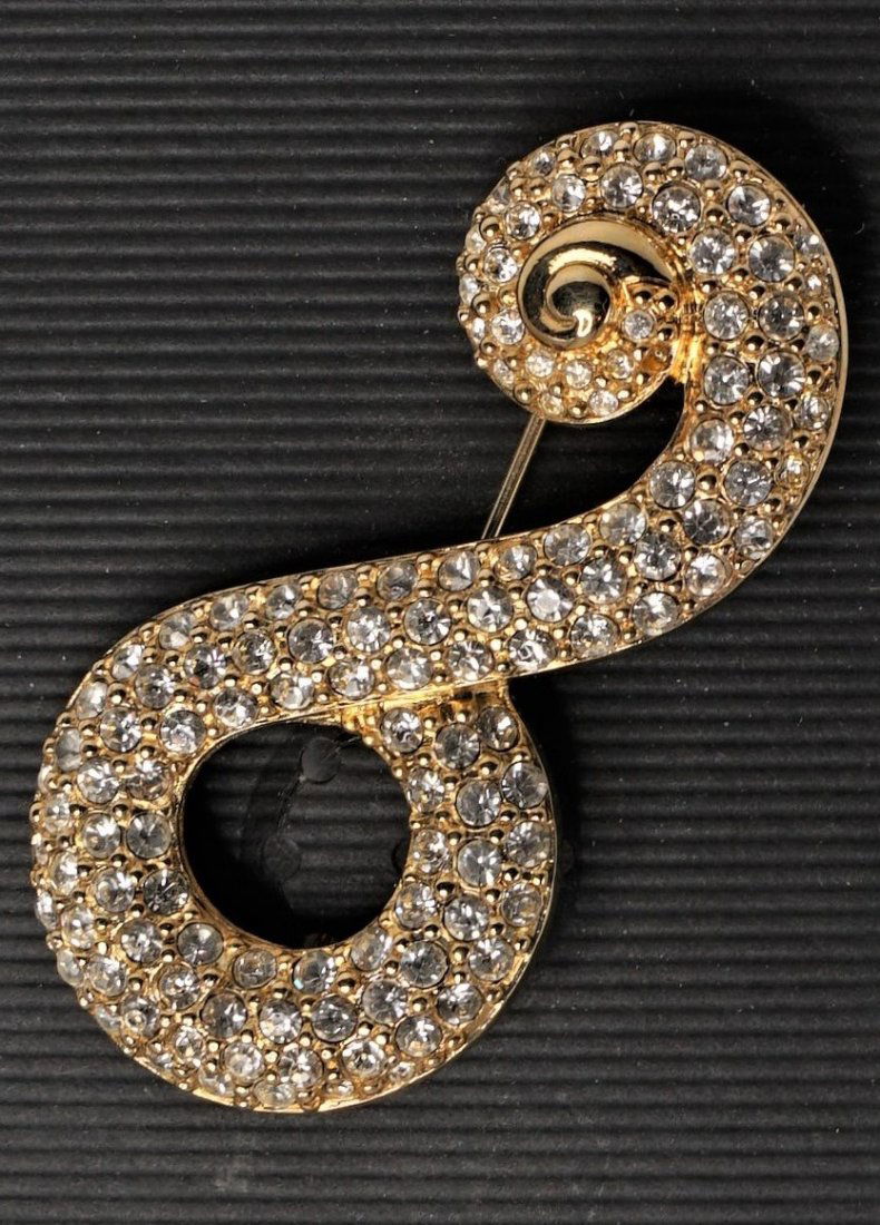 Swarovski Crystal Gold Tone Music Note Brooch (1 of 2)