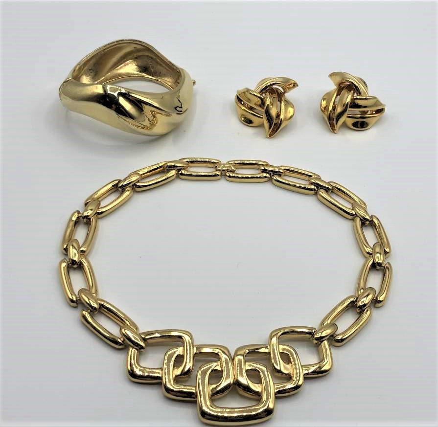 TRIFARI 3-PC Gold Tone Necklace, Bracelet, Earrings (1 of 5)