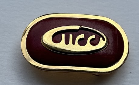Vintage GUCCI Belt Buckle Gold Tone 2 1/4 in. x 1 1/2 in.