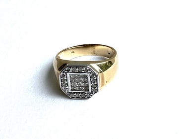 14K GOLD with 32 DIAMONDS Men's Ring Size 11.25 , 6.1 dwt , 1 in. x 5/8 in.