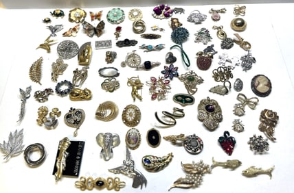 Large Estate Lot of Vintage Rhinestone Jewelry 1930s-60s: 82 ASSORTED PINS