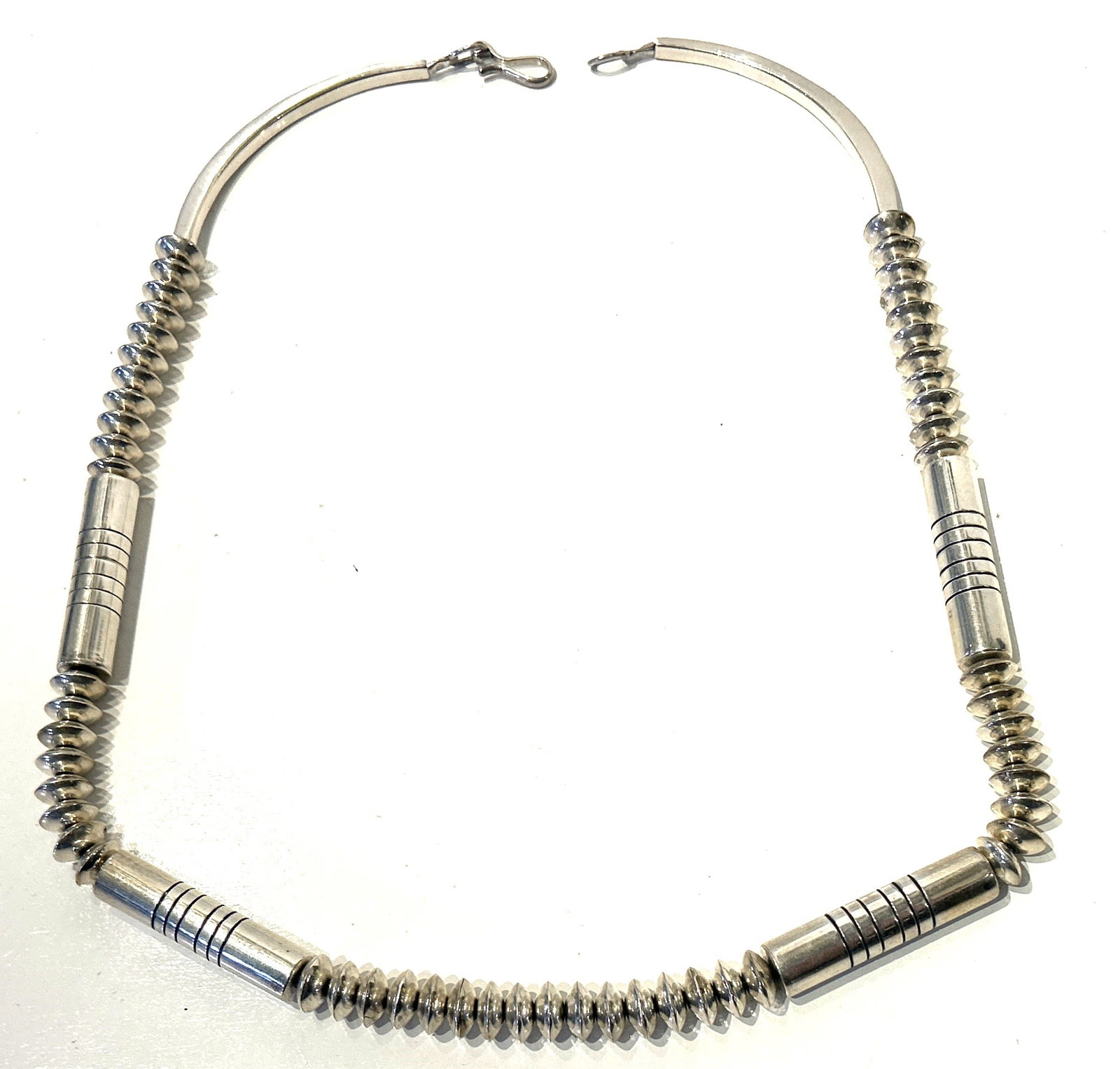 Native American Sterling Silver Beads Necklace 24 in. x 3/8 in. weighs 71 grams: Native American Sterling Silver Beads Necklace 24 in. x 3/8 in.