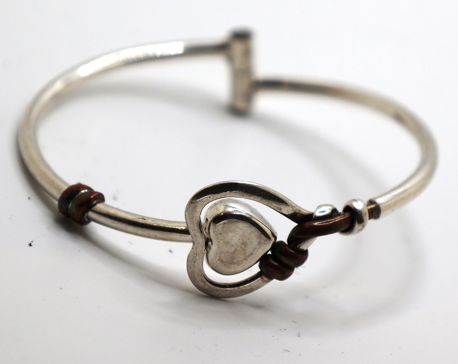 .925 Mexico Sterling Silver Double Heart and Knot Bracelet 2 1/2 in. diameter (1 of 6)