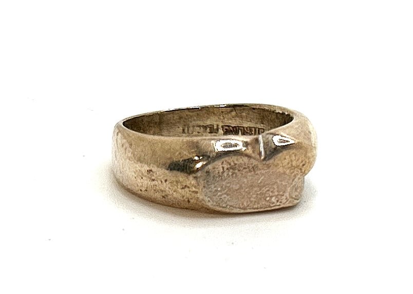 TIFFANY & CO Elsa Peretti Sterling Silver Loving Heart Ring Size 3 , 5/8 in. x 1/4 in.: TIFFANY & CO Elsa Peretti Sterling Silver Loving Heart Ring Size 3 , 5/8 in. x 1/4 in., with fabric pouch