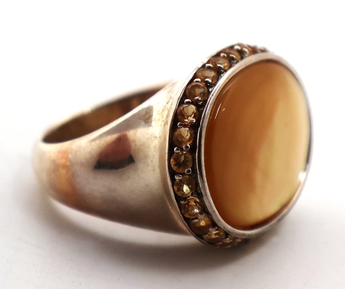 .925 Sterling Silver with Yellow Mother-of-Pearl MOP Center Stone Surrounded by Yellow Citrine Ring: .925 Sterling Silver with Yellow Mother-of-Pearl MOP Center Stone Surrounded by Yellow Citrine Ring Size 7 , 1 in. x 3/4 in.