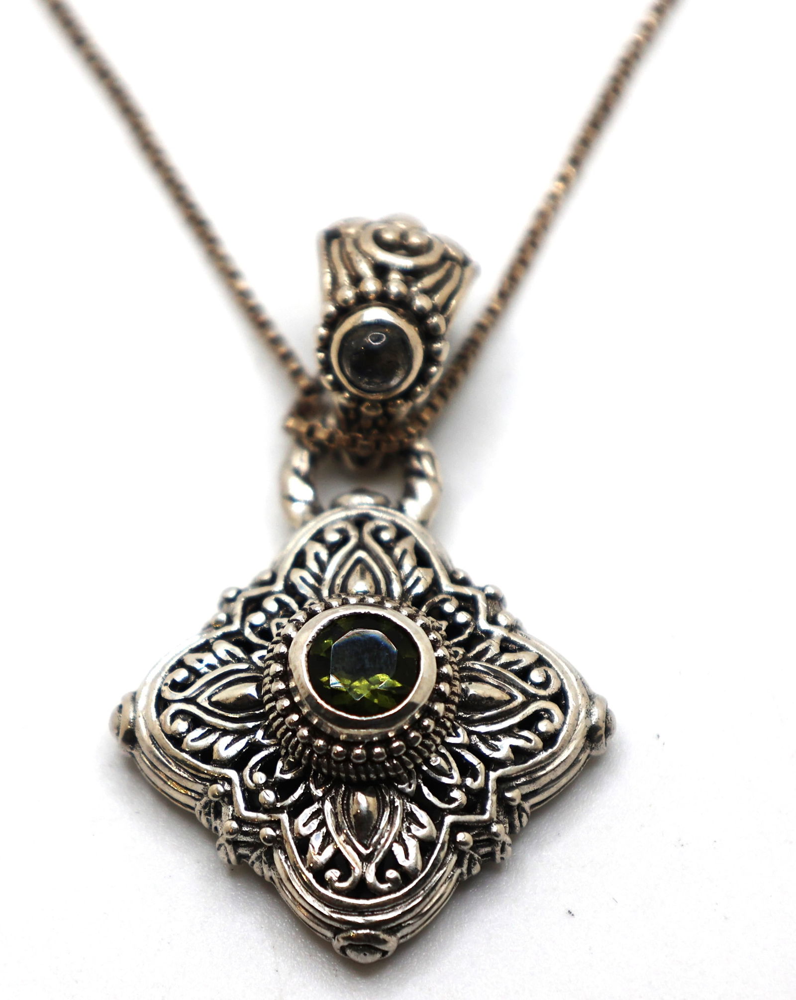 .925 Sterling Silver Sarda with Peridot Pendant Floral Design Necklace on .925 Sterling 18 in. Chain (1 of 3)