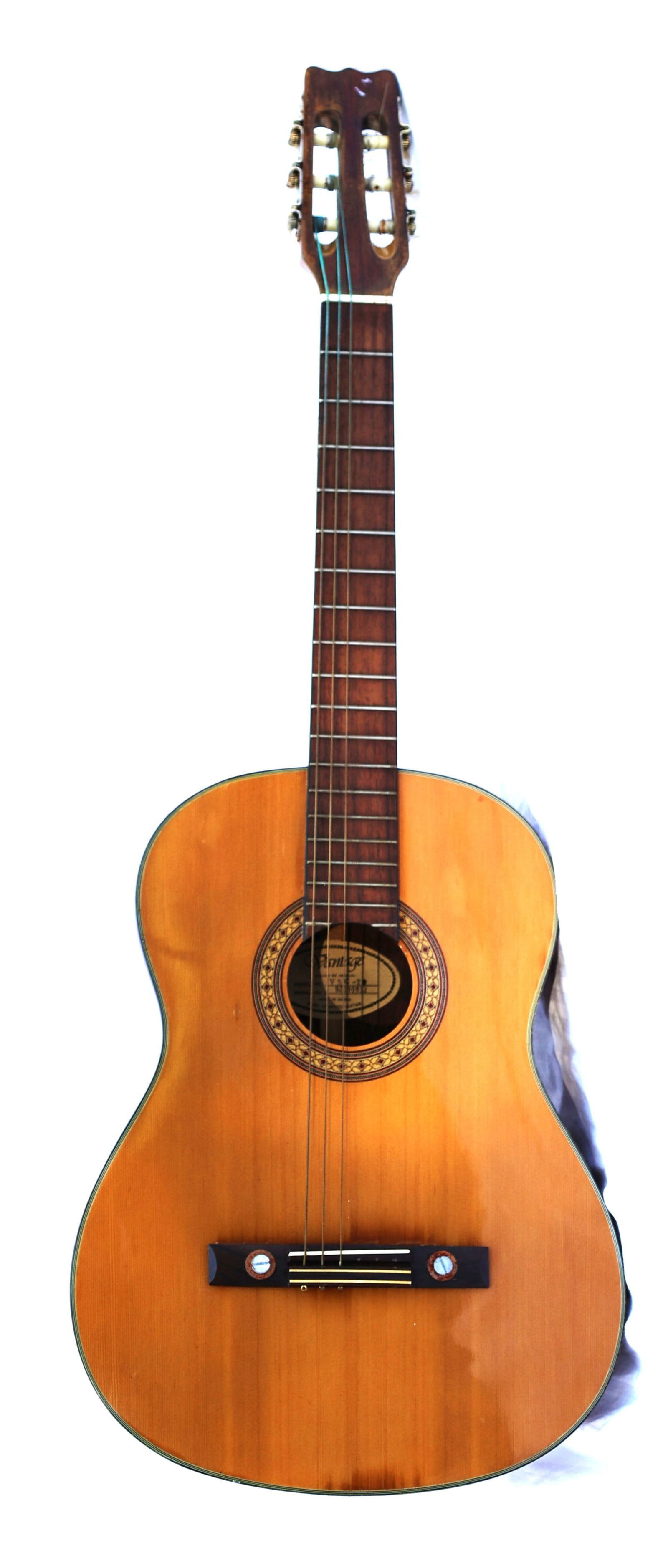 Vantage VSC-20 Acoustic Guitar, Serial Number 92090032: Vantage VSC-20 Acoustic Guitar, Serial Number 92090032, needs a few strings.