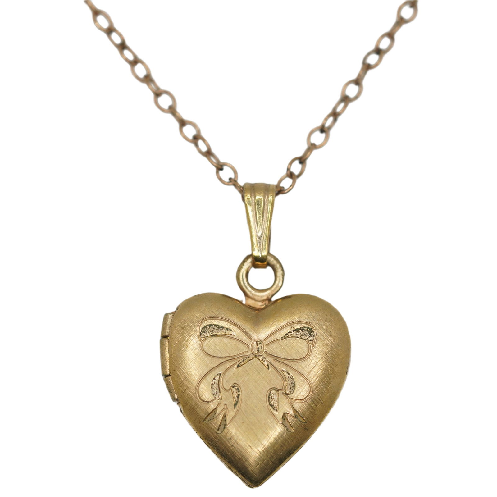 M-12K G.T. 25" Chain, M-12K G.T. Heart Locket: 25" (Chain), 3/4 x 1/2 (Locket)