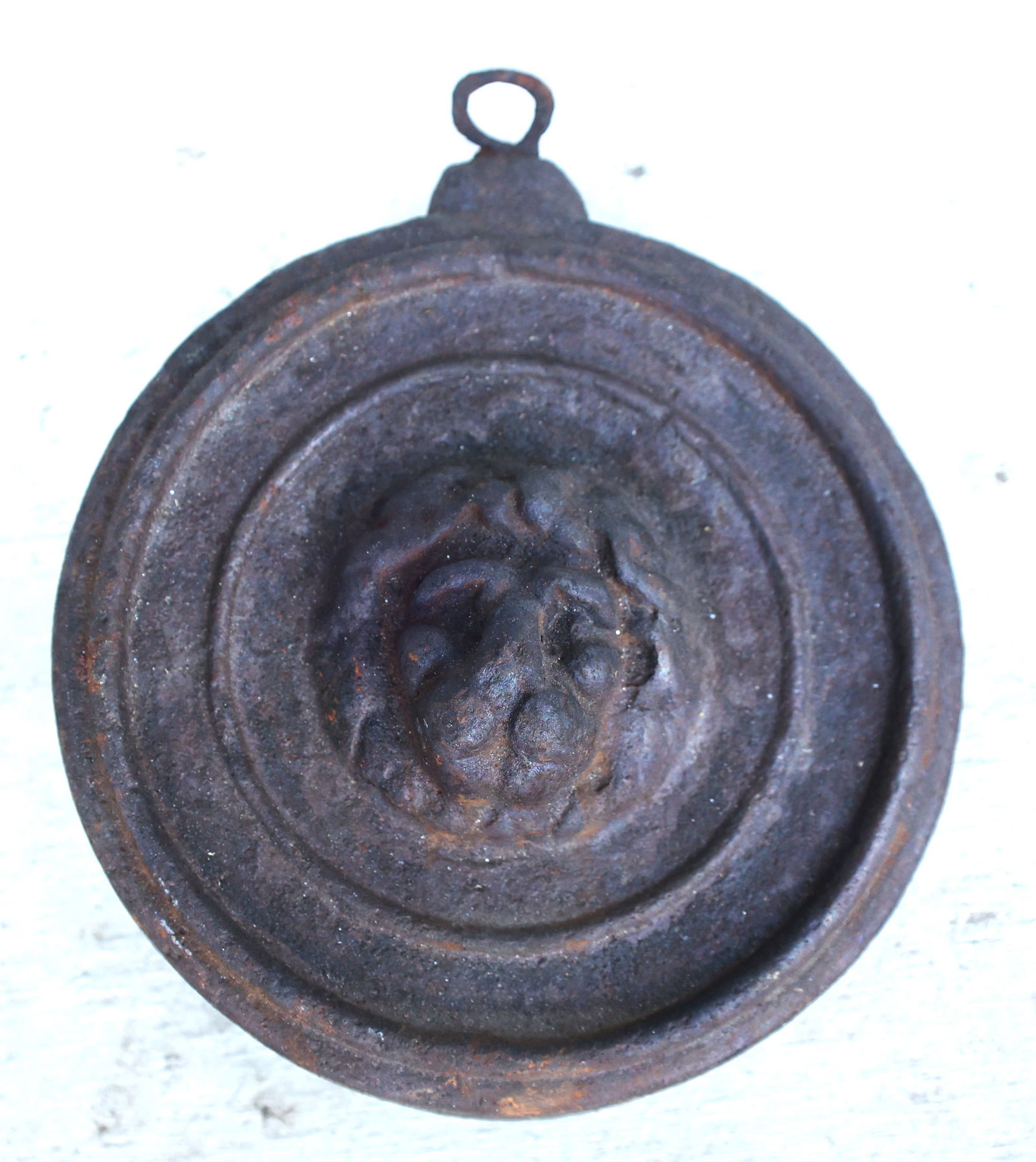 Antique 19th C. Cast Iron Flue Cover with Lions Head, Size 7.5 inches  x 6 in. Diameter (1 of 4)