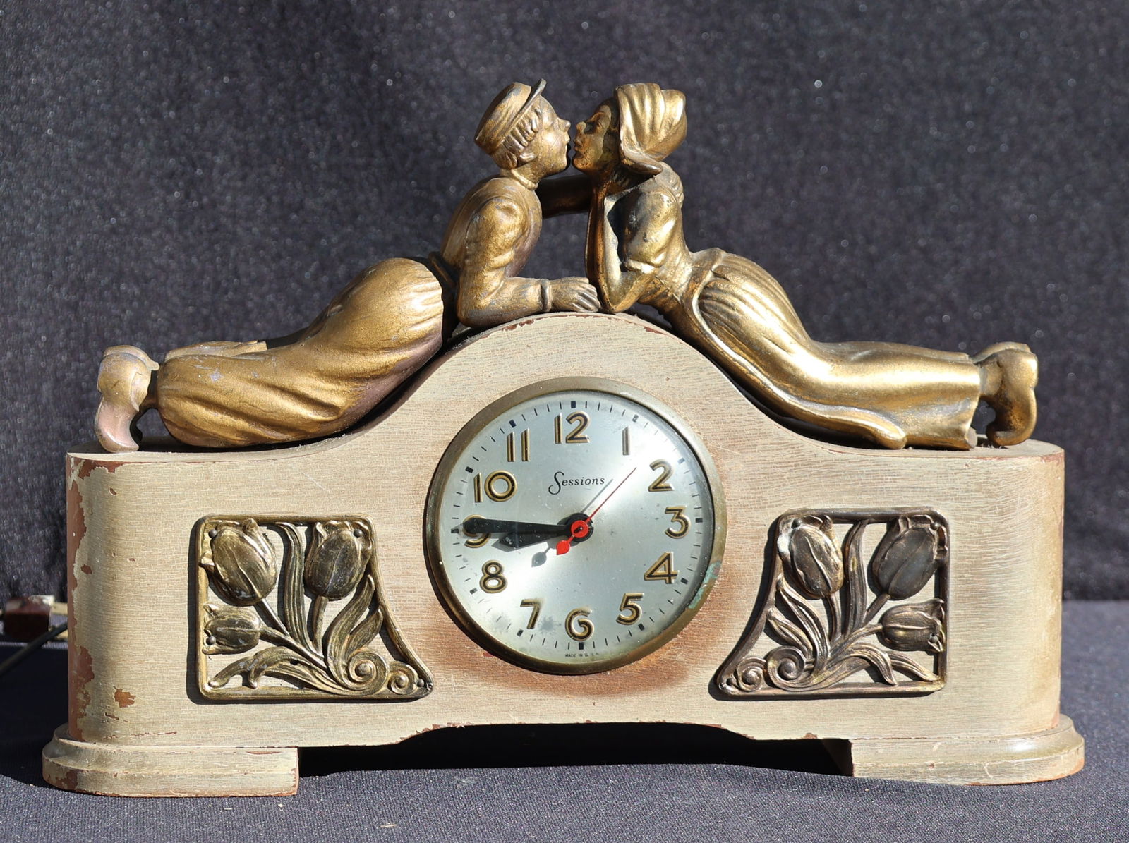 Sessions "Kissing Dutch Boy and Girl" Cast Metal and Wood Case Electric Mantle Clock - Works (1 of 5)